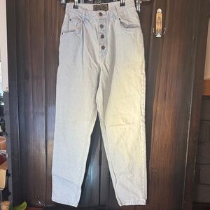 Light Wash High-Waisted Jeans